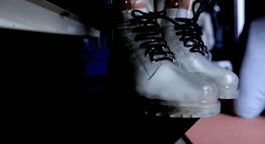 【惑心】极品靴子里榨汁吸管直接喝