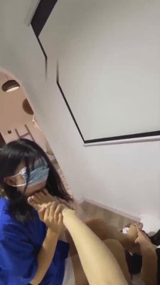 【橘子没熟】双女奴被主人气味羞辱 bf17770