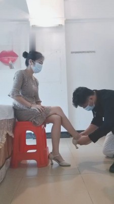 【德意户外男神】暗访成功被大姐艺术舔脚 bf18551_HD绳艺资源