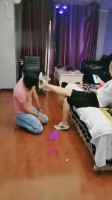 【梦蝶女王】暴力踢踹打宠物 bf17671