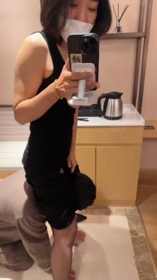 【朱砂痣】白领黑丝高跟口水吐脸/喂牛奶 bf23217