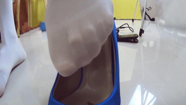 【婧児小主】GTS坚持住不要轻易死掉哟 女巨人白丝臭脚POV YC-220721-4