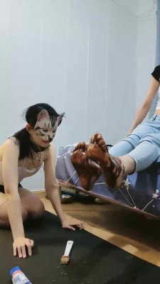 【暴力美学S】闺蜜骚母狗的喂食训练日常 bf17943