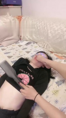 【初见】母狗近距离舔脚 bf18555