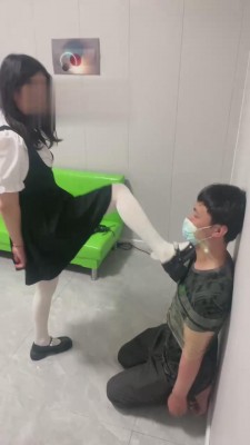 【逗逗】工厂小妹羞辱黑心中介 bf15642