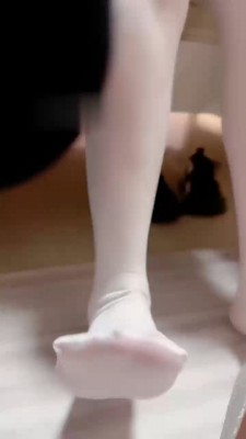 【芋圆】4S-女仆店制服诱惑客人 bf21541