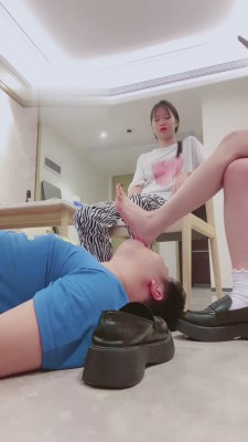 【甜依】与素人联手玩狗奴【三视角版】 bf15415