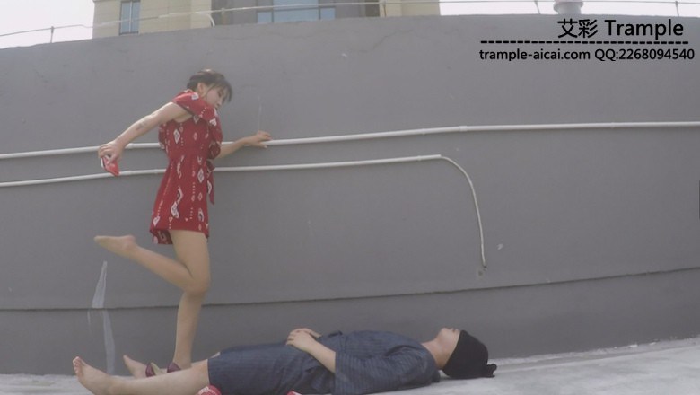 希雨红裳户外玩弄