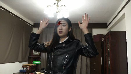 山村 亡命脱逃 女间谍被勒杀