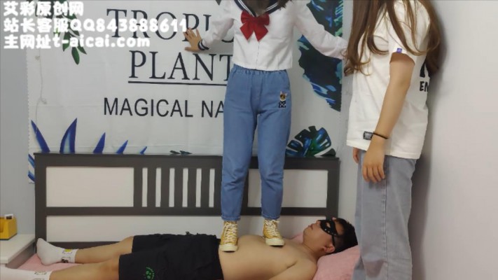 【猫猫大人】跟姐姐一起玩弄毯子，强迫舔脚 YC-210914-5_HD绳艺资源