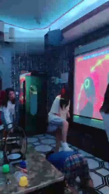 【狗哥】精彩-全网首发蹦迪群调 bf18011