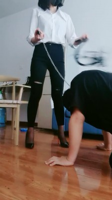 【晴雨大大】高跟全体重重踩/踢裆 bf19921_HD绳艺资源