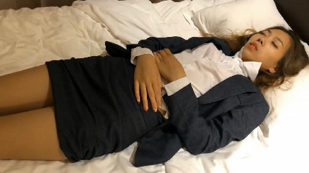 谋杀玩弄女律师~诺米主演