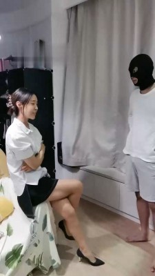 【夏芙】被沐足店老板娘玩的一天 bf18214_HD绳艺资源