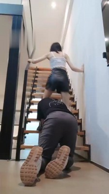 【丫丫啊】运动女神白袜辱狗【续集】 bf18313