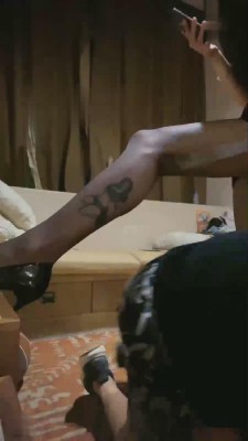 【文希】黑丝御姐首调下贱货 bf17541