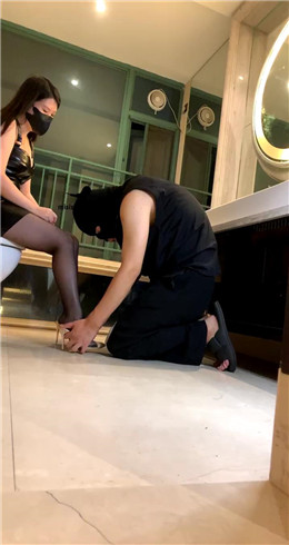 【美杜莎】厕所服侍狗 bf21477