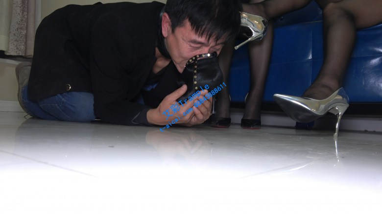 【冷柔】姐妹花暴揍偷鞋老头