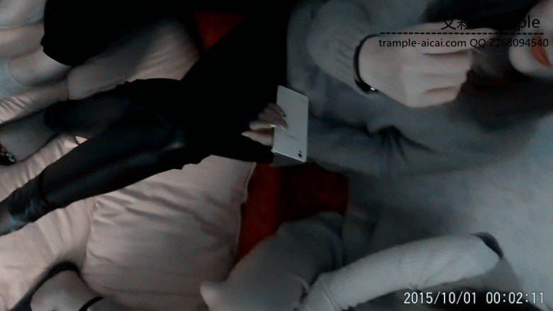 一群臭脚妹快手号公布_HD绳艺资源