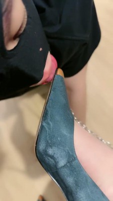 【万黛】应聘家奴-舌头清理卫生/舔鞋脚 bf22887