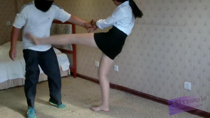 职场女秘书教你防狼绝招._HD绳艺资源