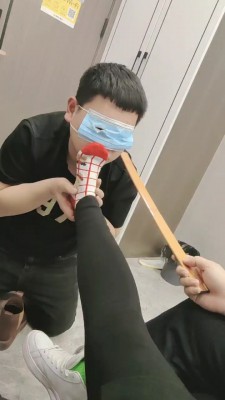 【安安女王】情侣主让绿帽舔脏鞋 bf23346