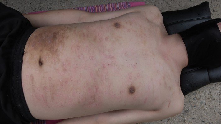 【彼岸花】户外高跟暴踩，踩废乳头 YC-211008-4_HD绳艺资源