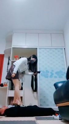 【魅影女神】锁奴求开锁被虐 bf23037