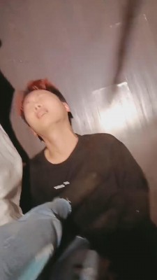 【肖悦】御姐首调-让弟弟吃臭袜 bf12039_HD绳艺资源