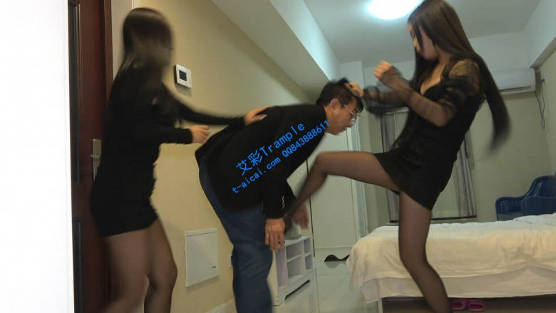 【冷柔】姐妹花暴揍偷鞋老头