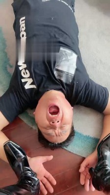 【沅芷大人】超暴力现场-长靴碾压踩/烟烫/掐肉 bf17344