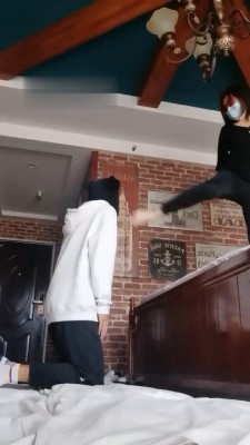 【S奶欲】吊打贱狗棉袜深喉 bf18201