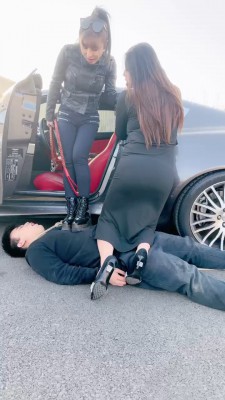 【莉莉丝】超跑马丁靴双S玩狗【双视角版】 bf22888