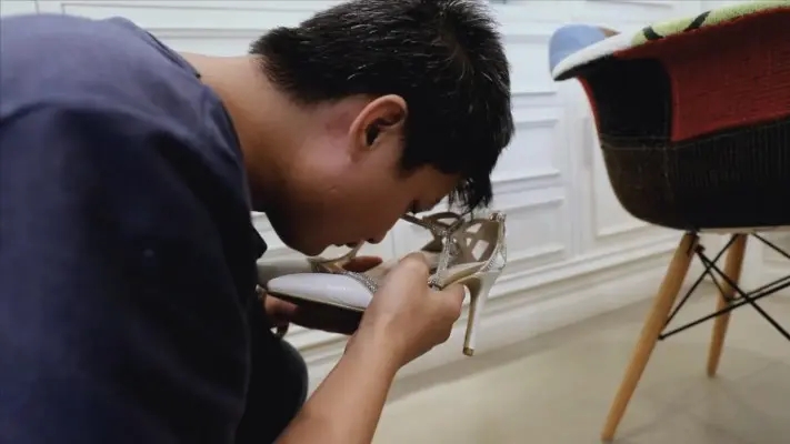 〖H.P.L栖心之栈〗—芷晴总监的崩溃（上） HPL-210616