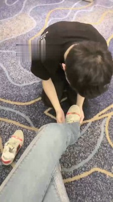 【梵一】夜跑后老爹鞋脏臭棉袜羞辱奶狗 bf17497