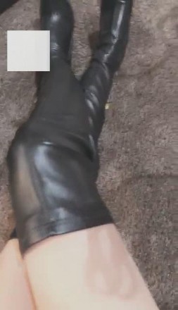 【VIVI】皮靴肉丝高跟下的狗畜牲