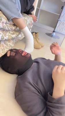 【潘妮女王】被女儿暴虐的继父 bf22912