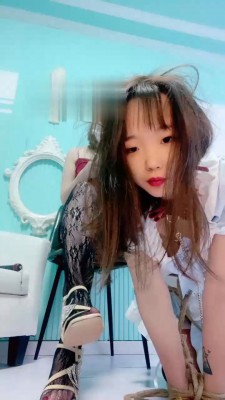 【茹雪】绑住母狗强制侮辱 bf18642