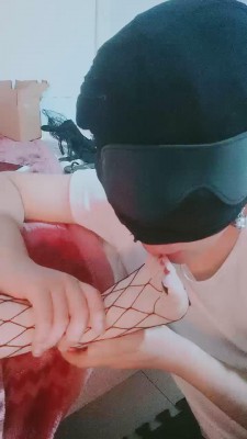 【鸾月小主】网袜高跟碾压狗奴【完整版】 bf11952