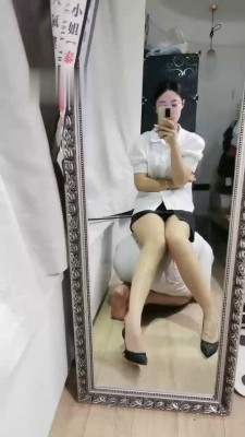 【夏芙】被沐足店老板娘玩的一天 bf18214