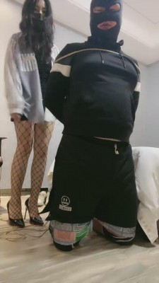 【夕微】网袜性感女主虐待肥狗 bf12067_HD绳艺资源