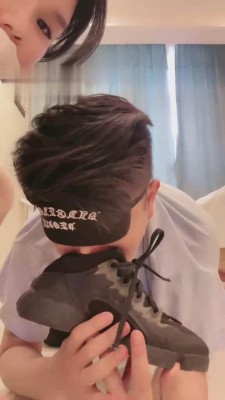 【欣妍大大】长靴运动鞋严刑逼供狗 bf15351