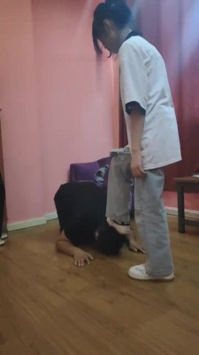 【最挨揍】双S随意玩弄贱狗 bf18048