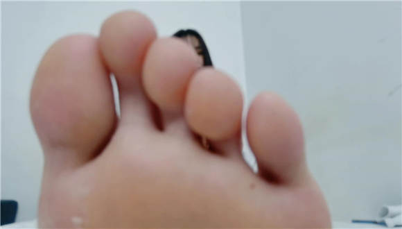 POV娇娇第一视角JK学生服恋足羞辱