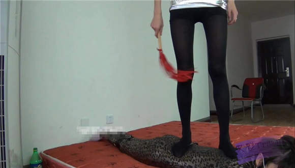 ★lulu和甜儿★第四十九部 甜儿捆绑璐璐折磨 G-NV-134