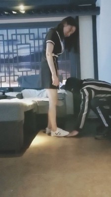 【德意男神】开发沐足店小妹做S bf21398_HD绳艺资源