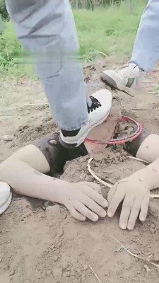 【美帝】双S户外活埋跟踪狂魔【三视角版】 bf11843