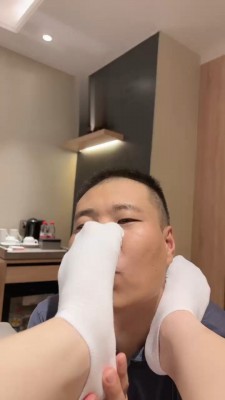 【楠熙】白棉袜窒息-姨妈巾+坐脸 bf18932_HD绳艺资源