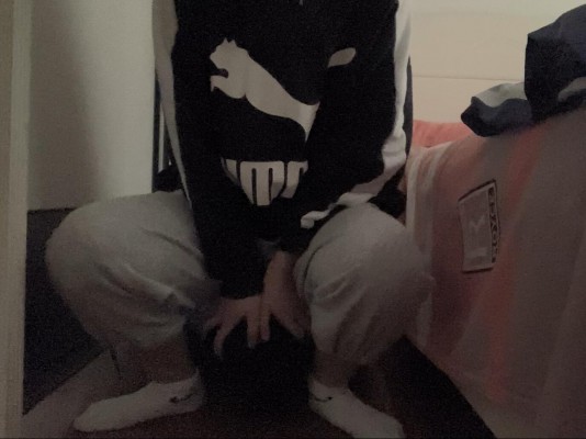 新女主（女同T））脚羞辱、腿绞 YC-220118-2