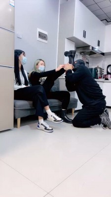 【精神小妹】3位素人学生主气味圣水羞辱 bf19848